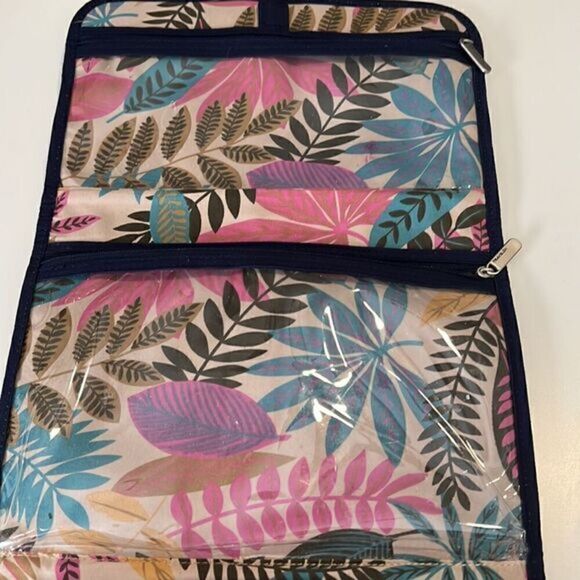 Travelon Navy Blue Trifold Three Compartments Hanging Toiletry Bag - Picture 5 of 14